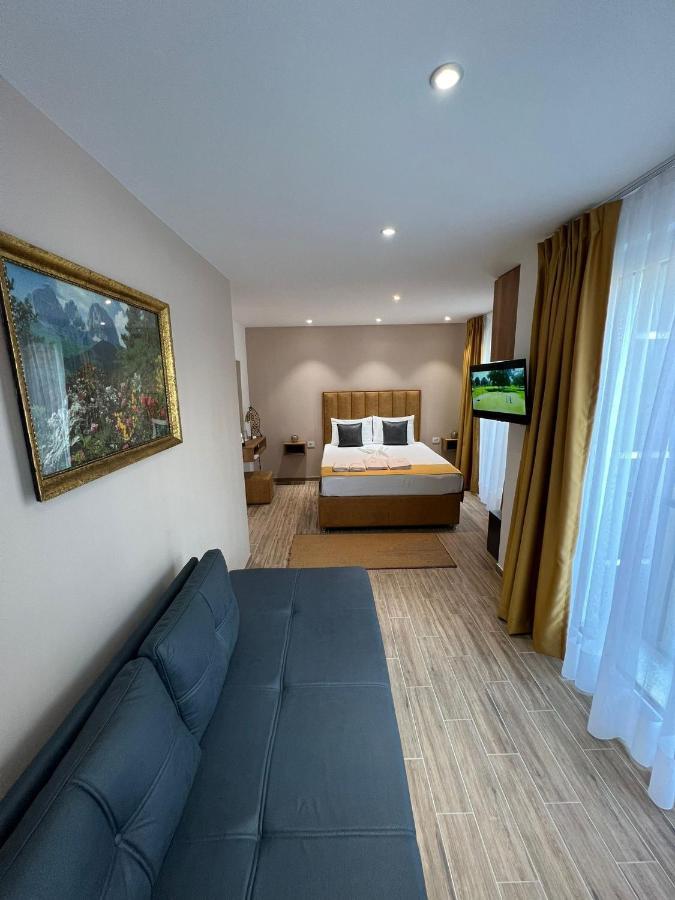 Comfort Hotel Struga Buitenkant foto