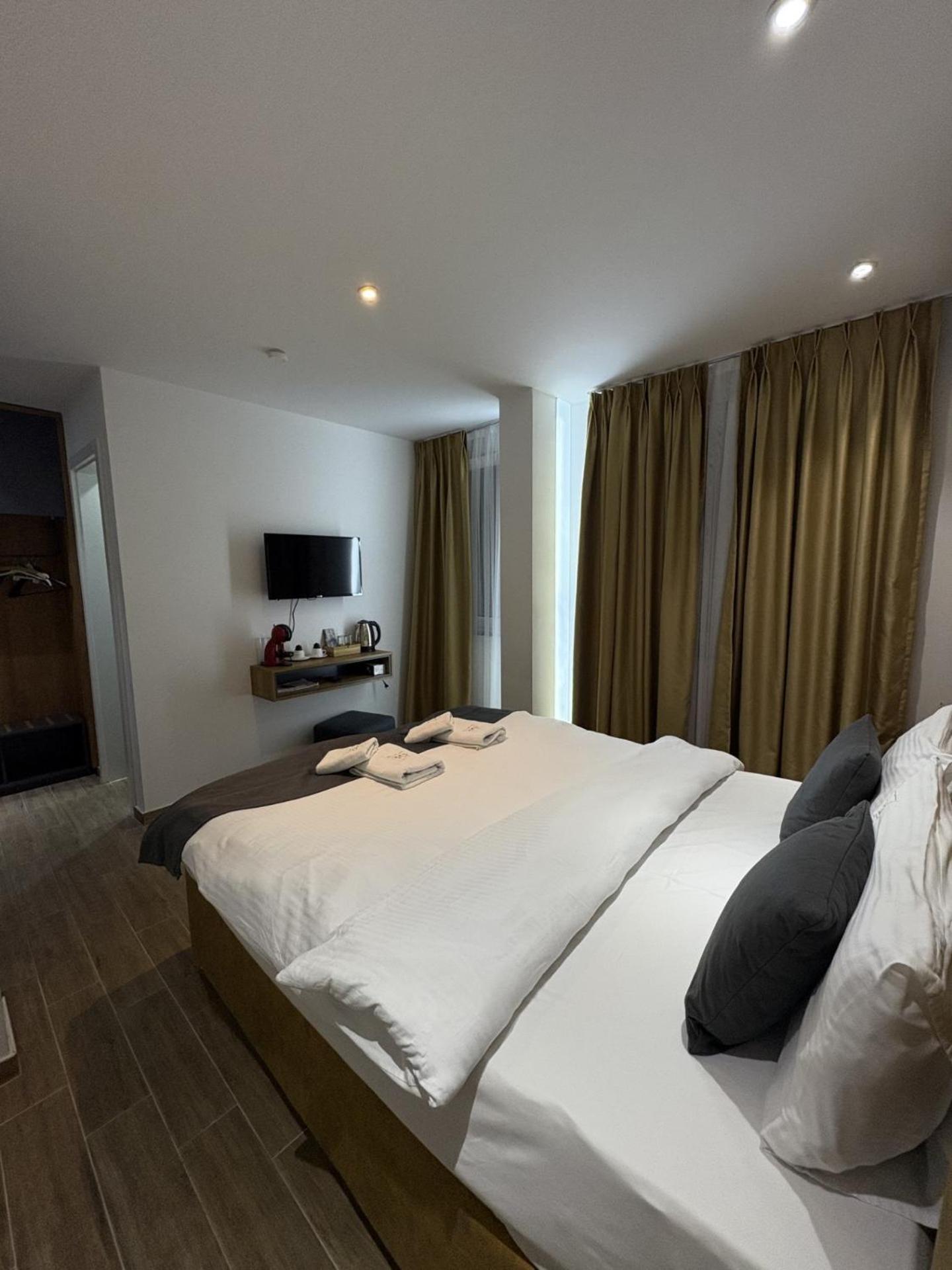Comfort Hotel Struga Buitenkant foto