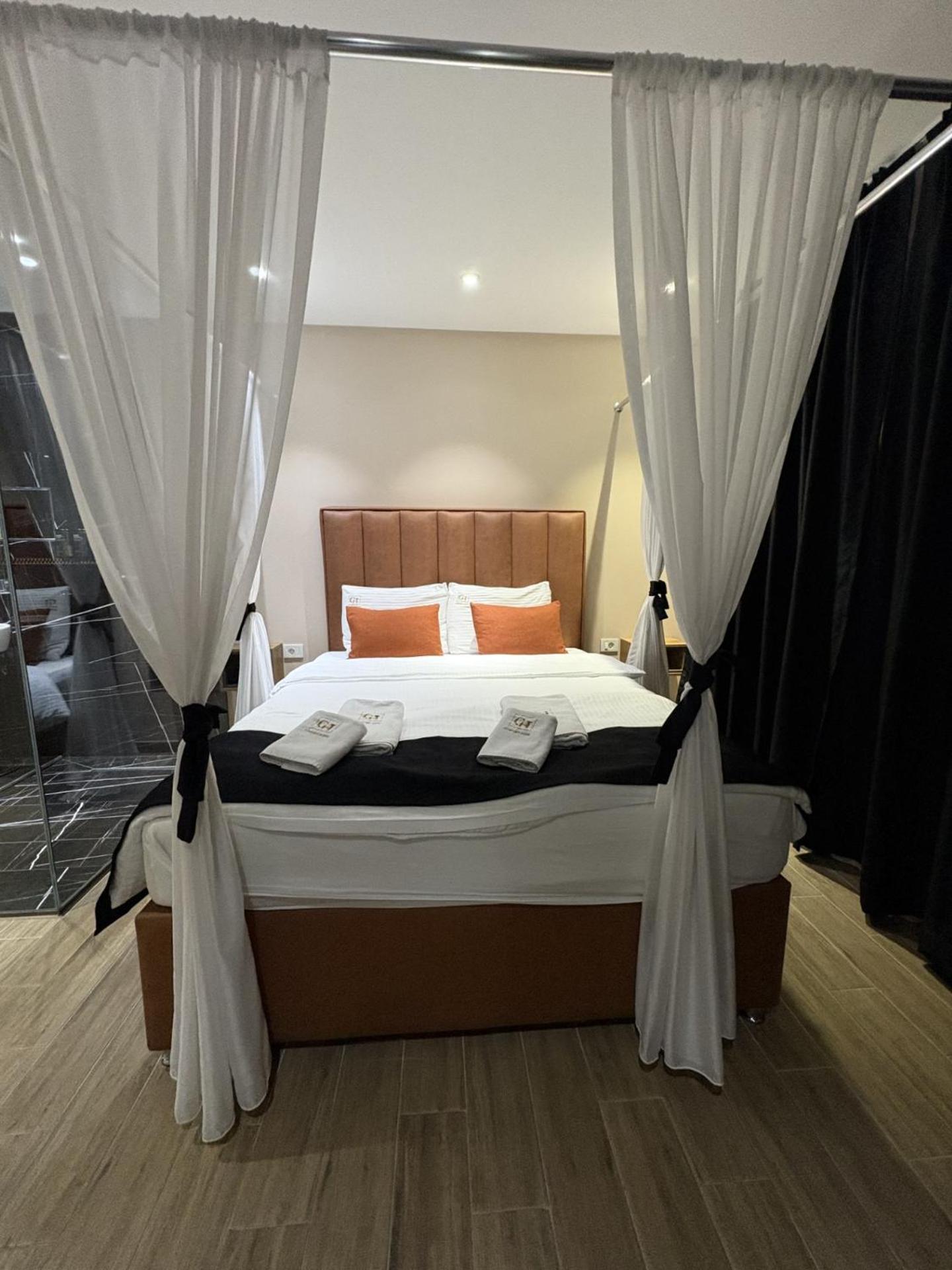 Comfort Hotel Struga Buitenkant foto